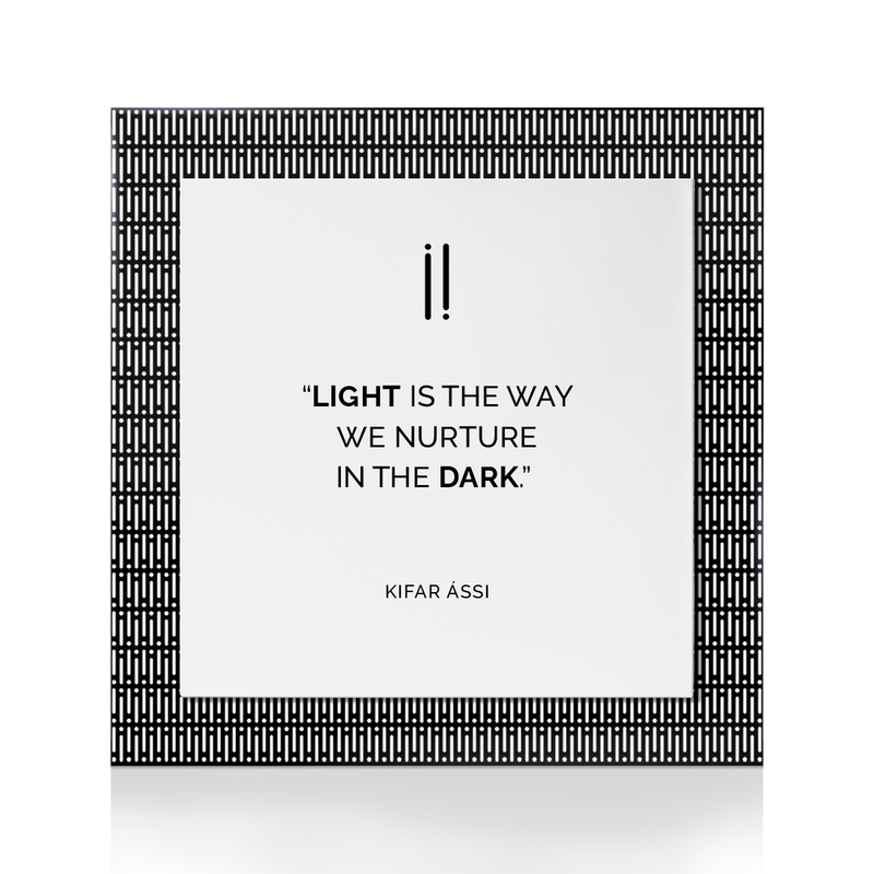 Quadro Decorativo "A luz é o caminho..."